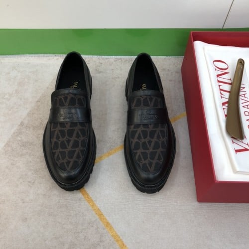 Valentino Loafer حذاء فالنتينو لوفر
