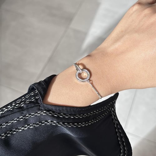 اسوره فلورا