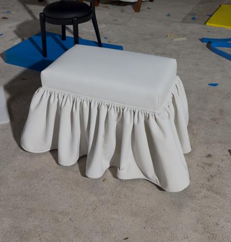 كرسي بوف بتصميم روماني مقاس 70*40 ارتفاع 55