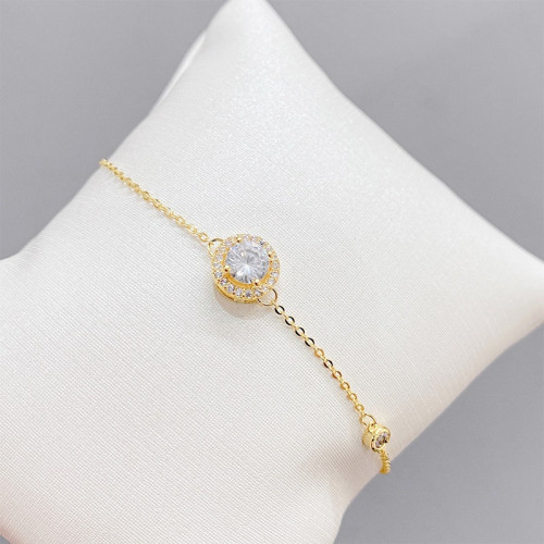 إسوارة ليقنت ذهبي بتصميم أنيق