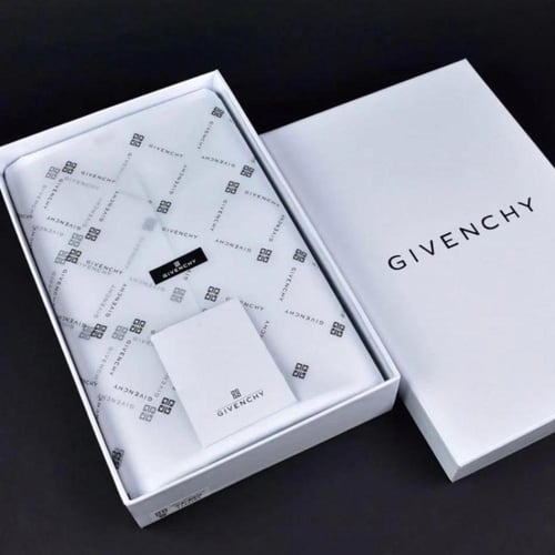 شماغين جيفنشي كلاسيك + قماشين جيفنشي