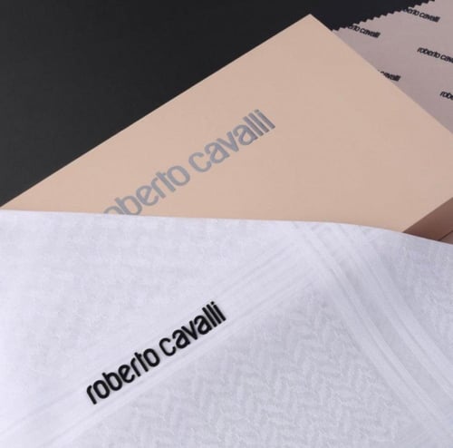 شماغ ابيض روبرتو كافالي ايطالي R.C-W