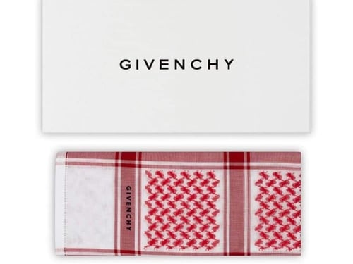 بكج جيفنشي 2025 ( كلاسيك - كاجوال )