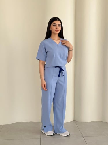 جاكت نسائي رويال بلو مع سكراب سماوي