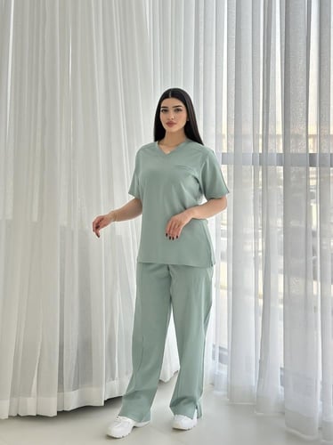 جاكت نسائي مع سكراب لون Light Green