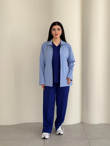 جاكت نسائي سماوي مع سكراب رويال بلو