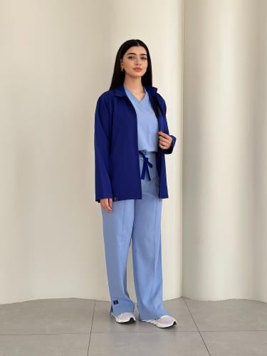 جاكت نسائي رويال بلو مع سكراب سماوي