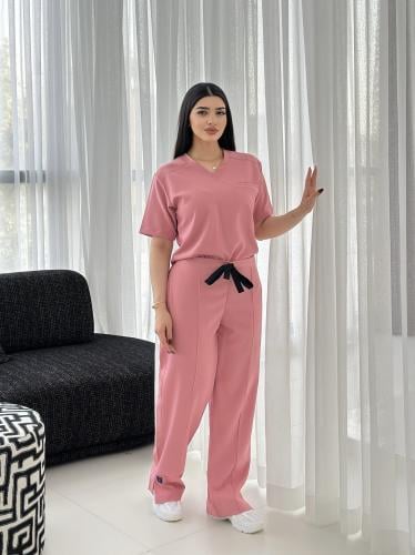 سكراب طبي لون زهري فاتح