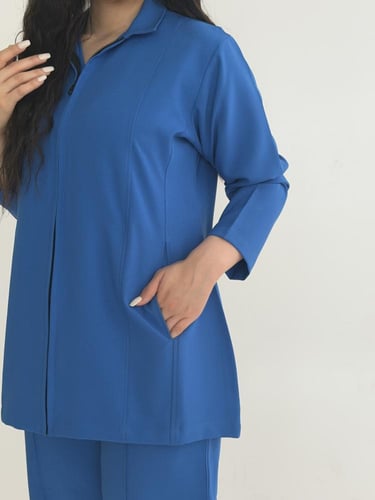 جاكت نسائي مع سكراب لون Yale Blue