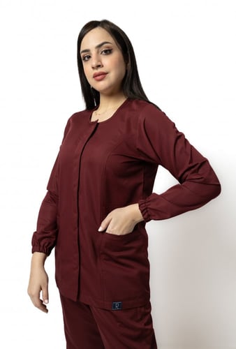 وارمر طبي مع بنطلون لون عنابي