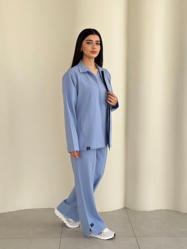 جاكت نسائي مع سكراب لون سماوي