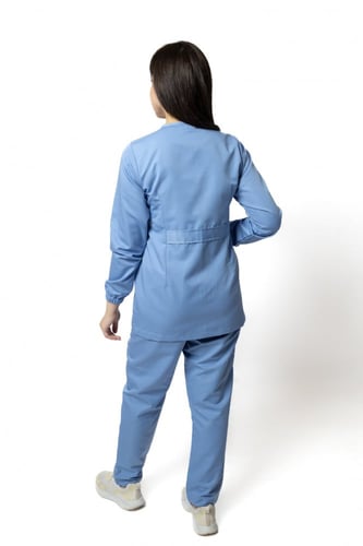 وارمر طبي مع بنطلون لون سماوي