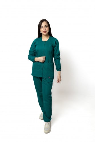 وارمر طبي مع بنطلون لون اخضر غامق