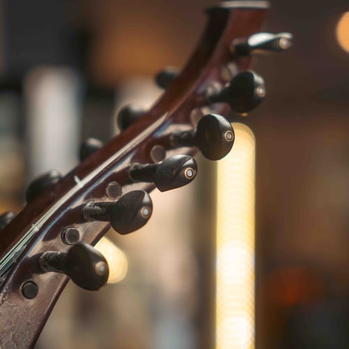 عود صناعة أباظة عزوز