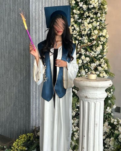 عباية تخرج تركوازي 2026