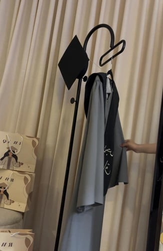 عباية تخرج رمادي رواق 2026