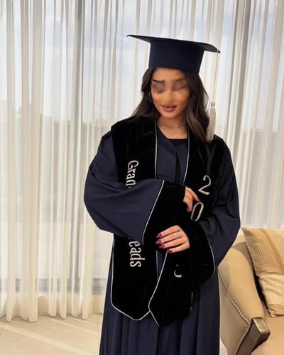 عباية تخرج كحلي 2026