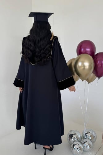 عباية تخرج اسود