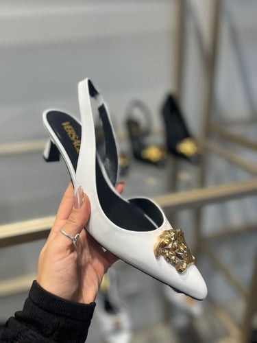 شوز فرزاتشي الكعب الصغير