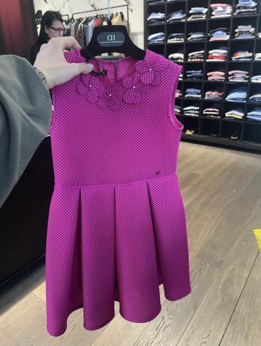 فستان كالرولينا هريرا