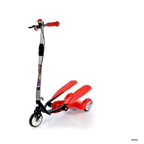 سكوتر ثلاثي العجلات مزدوج الدواسة والأجنحة