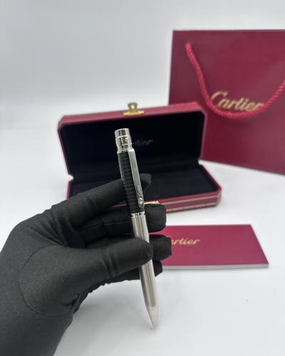 قلم كارتييه اسود وفضي