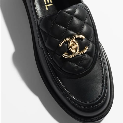حذاء شانيل Chanel loafers