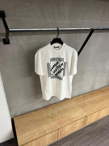 تيشيرت لويس فيتون ابيض مطرز