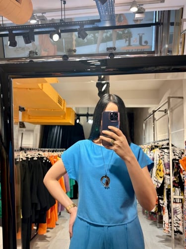 طقم نسائي لون أزرق