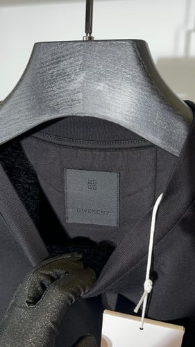 تيشيرت جيفينشي أسود G