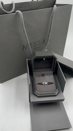 سوارة ميسيكا خيط