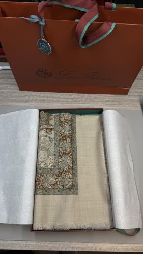 شماغ لوروبيانا كشميري Loro Piana