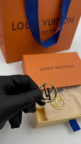 حلق لويس فيتون ذهبي دائري