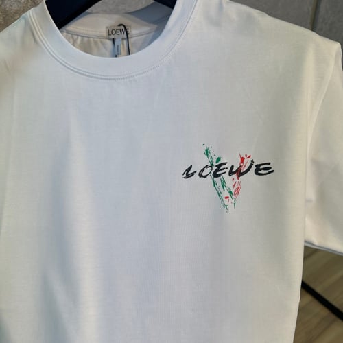 تيشيرت لويفي ابيض