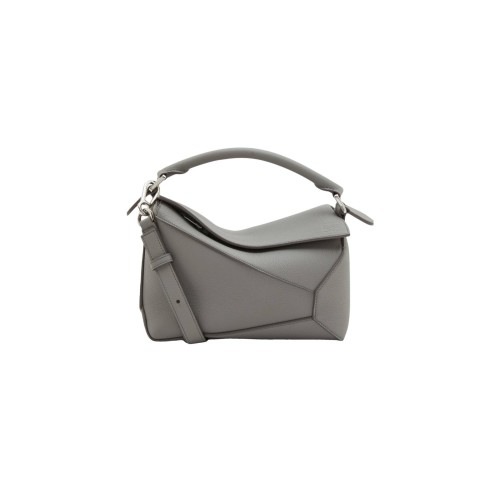شنطة لويفي loewe mini puzzle رمادي