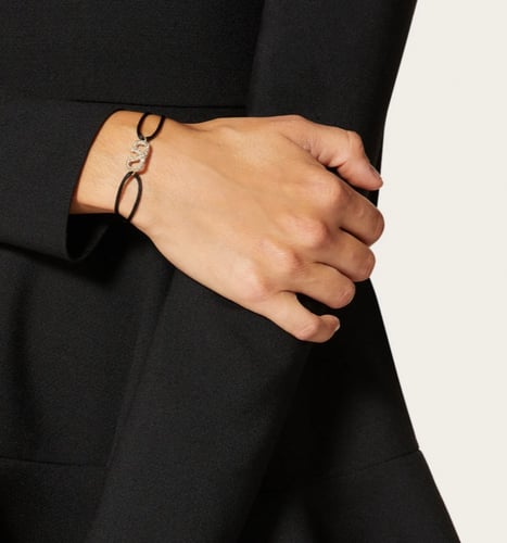 سوارة فالنتينو لون اخضر / ازرق/ سماوي / فيسفوري /...