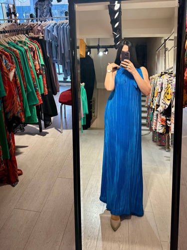 فستان ازرق برقبه