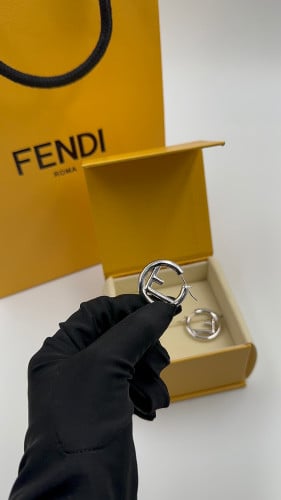 حلق فندي دائري فضي