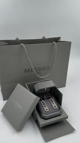 حلق ميسيكا الماس ابيض حجم كبير