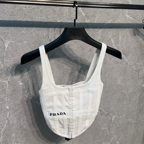 توب برادا ابيض