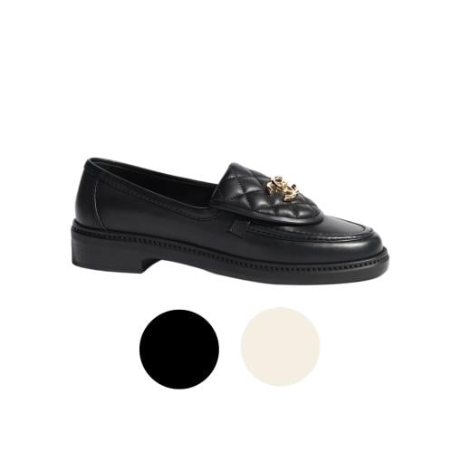 حذاء شانيل Chanel loafers