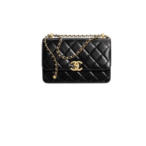 شنطة شانيل SMALL FLAP BAG Shiny Calfskin & Gold-To...