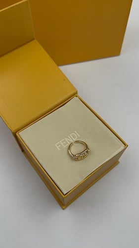 خاتم فندي ذهبي بكرستال