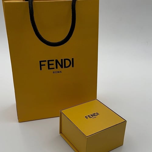 ملحقات فندي