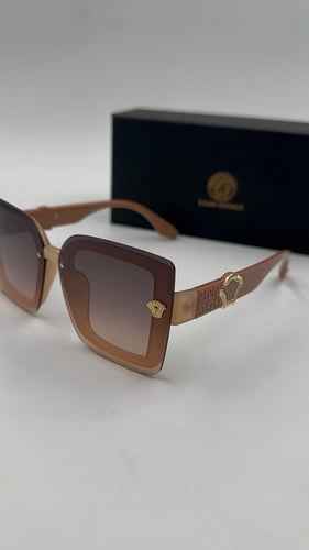 نظارة فيرزاتشي بنيه