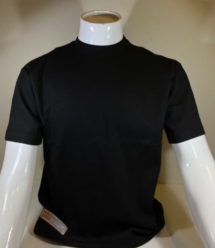 تيشيرت BCK ساده لون أسود