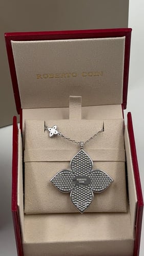 سلسال روبيرتو كوين