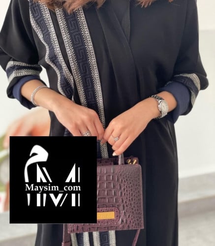 عبايه بقماش كريب ملكي