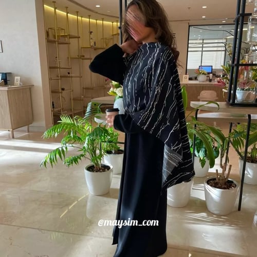 عبايه بقماش ملكي _m_285