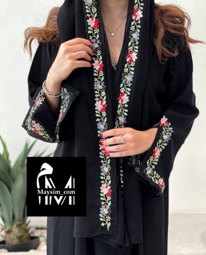 عبايه بقماش كريب